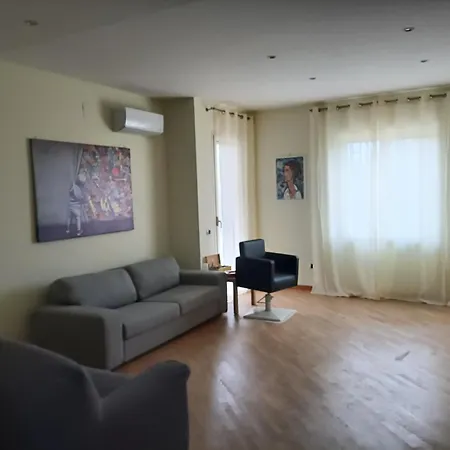 Apartment Il Giardino Degli Ulivi Giugliano In Campania